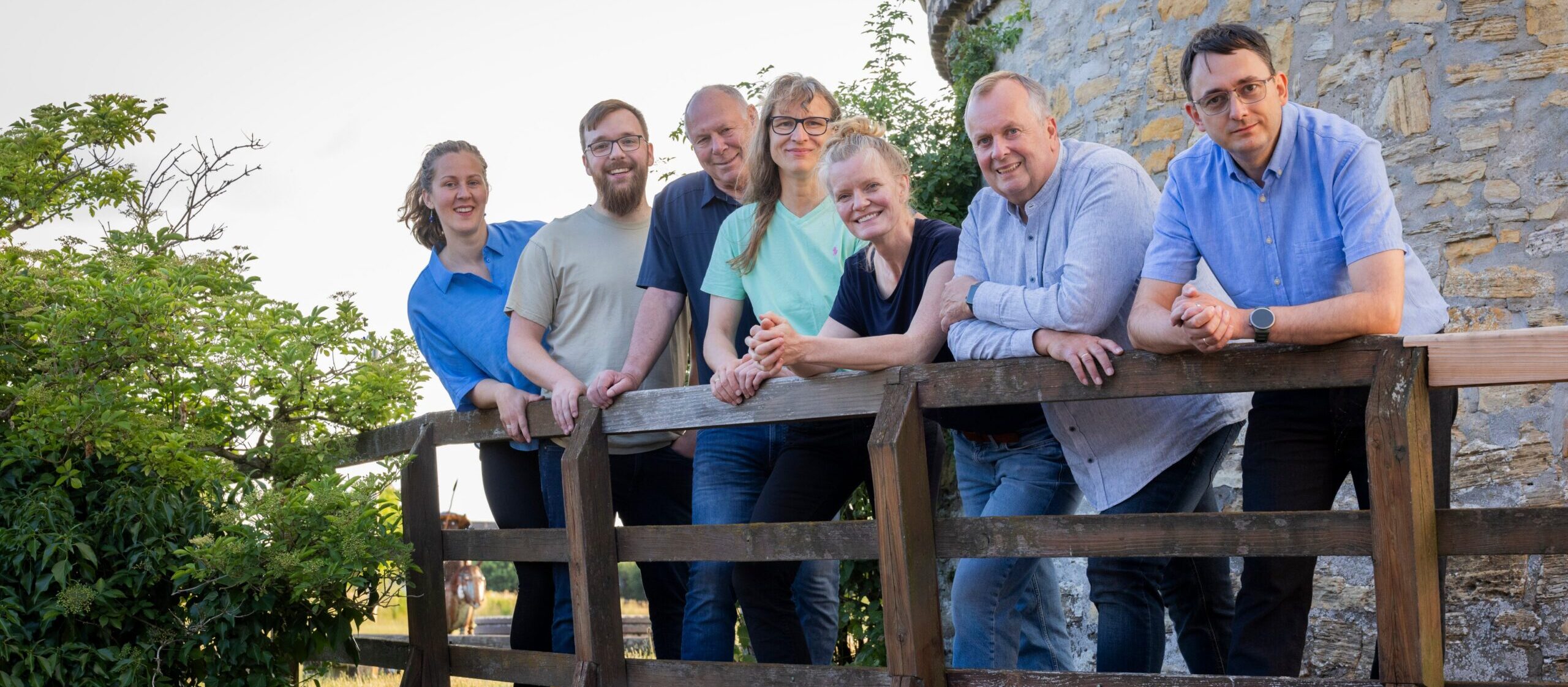 Die Kandidierenden der Grünen Wallenhorst v. l. n. r. Klara Essomba, Julian Koldewei, Rüdiger Schulz, Heike Palubitzki, Sandra Dahlmann, Frank Boße, Christian Nobis (es fehlen Sven Keller und Christoph Ströer) Foto Swaantje Hehmann